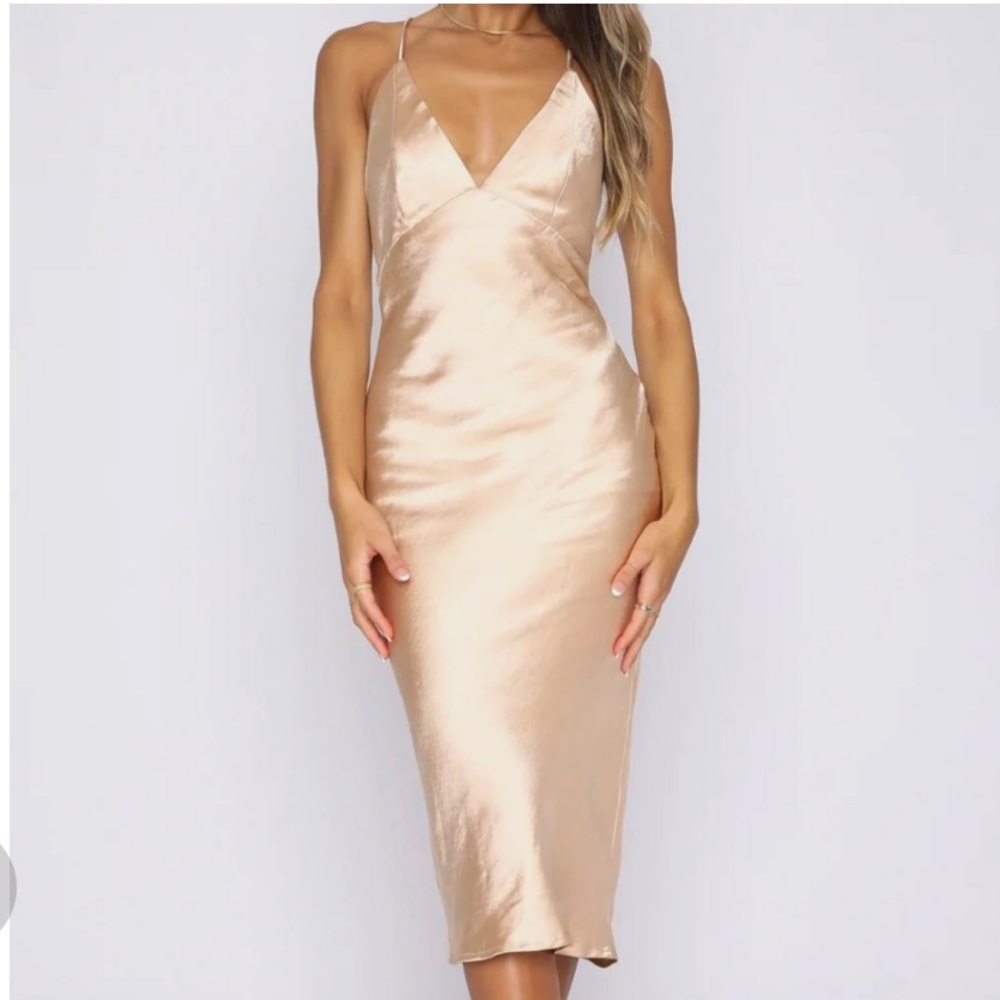NWOT White Fox Boutique Field of dreams midi dress